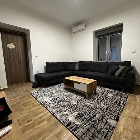 Ag.Stone.Home Isthmia Esterno foto