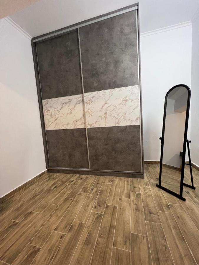 Ag.Stone.Home Isthmia Esterno foto