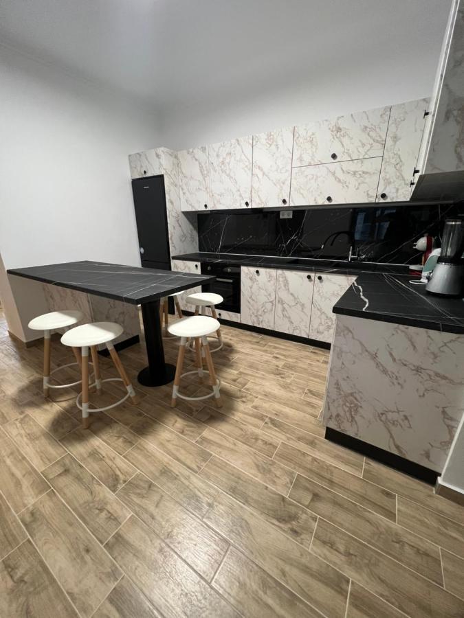 Ag.Stone.Home Isthmia Esterno foto